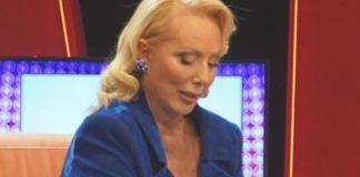 Nisam je vidjela, jednostavno ne znam kakva je! Lepa Brena prvi put o kćerki koju je ostavila u Bosni kod kontenjera da bi gradila karijeru Nisam je vidjela, jednostavno ne znam kakva je! Lepa Brena prvi put o kćerki koju je ostavila u Bosni kod kontenjera da bi gradila karijeru - featured image