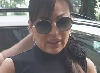 Za Cecu Ražnatović danas je jedan od najtužnijih dana: Njene riječi kidaju dušu, otišla je njena desna ruka, njena mezimica – “nisam ni sanjala da cu te sahraniti tako rano..” Za Cecu Ražnatović danas je jedan od najtužnijih dana: Njene riječi kidaju dušu, otišla je njena desna ruka, njena mezimica – “nisam ni sanjala da cu te sahraniti tako rano..” - featured image