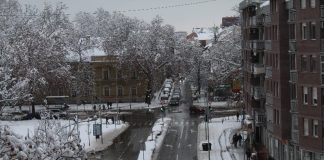 LEDENA NOĆ, POPALJENI SVI ALARMI: EVO O ČEMU SVI ŠUTE – Opasni uslovi u cijeloj zemljji! LED JE NA ULICAMA, ZIMA STEŽE I DO -15 LEDENA NOĆ, POPALJENI SVI ALARMI: EVO O ČEMU SVI ŠUTE – Opasni uslovi u cijeloj zemljji! LED JE NA ULICAMA, ZIMA STEŽE I DO -15 - featured image