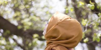 Selma nevinost izgubila ispred roditelja svog dečka, pa opisala mučan prizor: Rekli su mi – krv ti blijeda, ko da i nisi bila nevina Selma nevinost izgubila ispred roditelja svog dečka, pa opisala mučan prizor: Rekli su mi – krv ti blijeda, ko da i nisi bila nevina - featured image