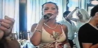 “ODEŠ U DVA SA DVA I TO TI JE TO” Pevačica otkrila kako su njene koleginice gradile karijeru preko kreveta: Prljave… "ODEŠ U DVA SA DVA I TO TI JE TO" Pevačica otkrila kako su njene koleginice gradile karijeru preko kreveta: Prljave... - featured image