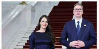 Ovdje žive ALEKSANDAR VUČIĆ I PRVA DAMA: Tamara otvorila vrata porodičnog doma bez dopuštenja Vučića, auu, jeste li očekivali ovako nešto?! (FOTO) Ovdje žive ALEKSANDAR VUČIĆ I PRVA DAMA: Tamara otvorila vrata porodičnog doma bez dopuštenja Vučića, auu, jeste li očekivali ovako nešto?! (FOTO) - featured image