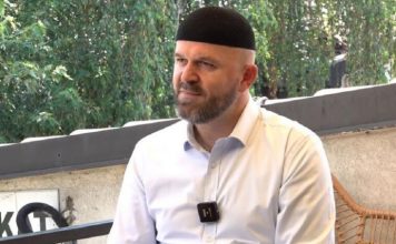 “Ako rodiš žensko dete, ne vraćaj se kući!”: Rekao je muž ženi, a onda je zanemeo od šoka kada se porodila (VIDEO) “Ako rodiš žensko dete, ne vraćaj se kući!”: Rekao je muž ženi, a onda je zanemeo od šoka kada se porodila (VIDEO) - featured image