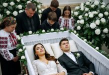 “Poginuli samo 30 minuta nakon venčanja: Šokantna istina koja je promenila njihov sudbonosni trenutak i zauvek preokrenula njihove živote!”😱😱😱 “Poginuli samo 30 minuta nakon venčanja: Šokantna istina koja je promenila njihov sudbonosni trenutak i zauvek preokrenula njihove živote!”😱😱😱 - featured image