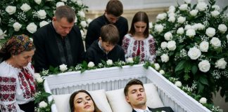 “Poginuli samo 30 minuta nakon venčanja: Šokantna istina koja je promenila njihov sudbonosni trenutak i zauvek preokrenula njihove živote!”😱😱😱 “Poginuli samo 30 minuta nakon venčanja: Šokantna istina koja je promenila njihov sudbonosni trenutak i zauvek preokrenula njihove živote!”😱😱😱 - featured image