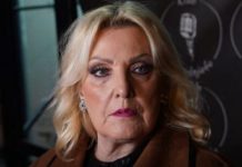 Ugasio joj se filter za uljepšavanje usred snimanja! Evo kako izgleda Snežana Đurišić bez trunke šminke – gr0b, i bolje su se k0pale, uzaaš Ugasio joj se filter za uljepšavanje usred snimanja! Evo kako izgleda Snežana Đurišić bez trunke šminke – gr0b, i bolje su se k0pale, uzaaš - featured image