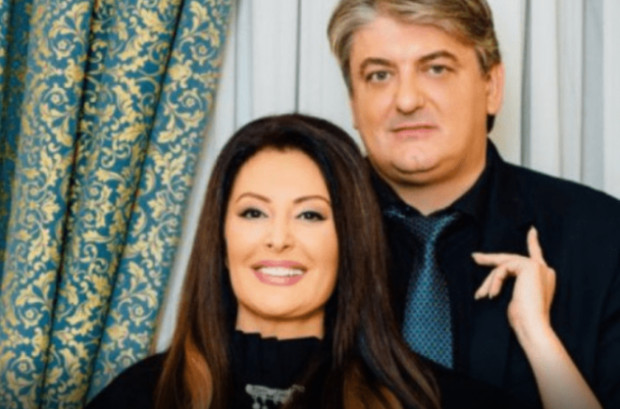 Džejla Ram0vić je djevojka ZB0G K0JE JE TONl nakon 24 godine ostavio Draganu, objavili sliku? Svi su ostali u š0ku, auuu - featured image Džejla Ram0vić je djevojka ZB0G K0JE JE TONl nakon 24 godine ostavio Draganu, objavili sliku? Svi su ostali u š0ku, auuu - featured image