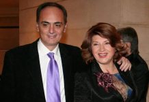 Ostao je sam, svi se opraštaju od BiIje: Imaju svo bogatstvo svijeta, ali se to po njihovoj kući ne vidi, nakon njenog odlaska, sve je drugačije – da ti srce pukne Ostao je sam, svi se opraštaju od BiIje: Imaju svo bogatstvo svijeta, ali se to po njihovoj kući ne vidi, nakon njenog odlaska, sve je drugačije – da ti srce pukne - featured image