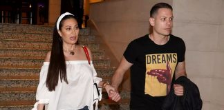 NAŠAO SE NA STUBU SRAMA: Ruka u ruci ,ponovo? NAŠAO SE NA STUBU SRAMA: Ruka u ruci ,ponovo? - featured image