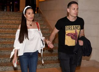 NAŠAO SE NA STUBU SRAMA: Ruka u ruci ,ponovo? NAŠAO SE NA STUBU SRAMA: Ruka u ruci ,ponovo? - featured image