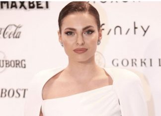 Dzejla u drugom stanju svadba se sprema, a DUŠKO nikad sretniji! Ljubav cvijeta , a za sina MALOG TOŠIĆA je pripremio nešto posebno Dzejla u drugom stanju svadba se sprema, a DUŠKO nikad sretniji! Ljubav cvijeta , a za sina MALOG TOŠIĆA je pripremio nešto posebno - featured image