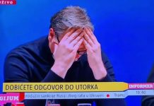 VIDEO Šokantan trenutak u Boru: Vučić prisilio ženu da bolesnom djetetu prizna da mu nije biološka majka VIDEO Šokantan trenutak u Boru: Vučić prisilio ženu da bolesnom djetetu prizna da mu nije biološka majka - featured image