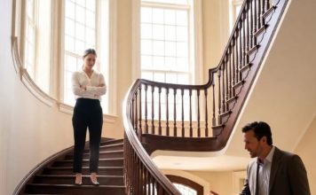 Vratio se kući da iznenadi porodicu — prizor koji je zatekao slomio ga je Vratio se kući da iznenadi porodicu — prizor koji je zatekao slomio ga je - featured image