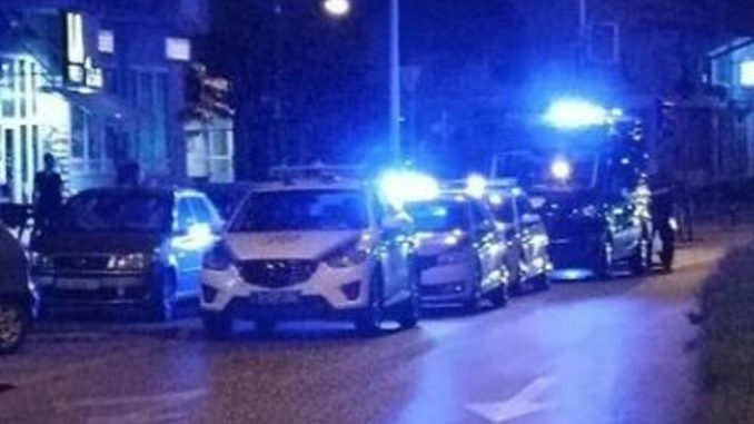 OGROMNA TRAGEDIJA: Ubio se Šabanov sin, pucao sebi u glavu, prijatelji ga pronašli na sred sobe – iza sebe ostavio pismo koje sve OTKRIVA, Goca je glavni krivac! - featured image OGROMNA TRAGEDIJA: Ubio se Šabanov sin, pucao sebi u glavu, prijatelji ga pronašli na sred sobe – iza sebe ostavio pismo koje sve OTKRIVA, Goca je glavni krivac! - featured image