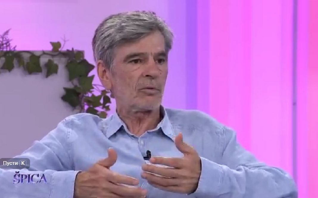 Popularni Faruk se predao, opšraštaju se od legende, da vam srce pukne: Niko nije pitao je li umro - featured image Popularni Faruk se predao, opšraštaju se od legende, da vam srce pukne: Niko nije pitao je li umro - featured image