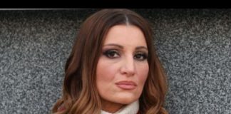 “IGNORISALA SAM PRVE I JASNE SIMPTOME”: Ovako je Mira Škorić saznala da ima rak “IGNORISALA SAM PRVE I JASNE SIMPTOME”: Ovako je Mira Škorić saznala da ima rak - featured image