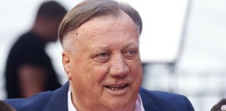 Klupko se odmotaIo, evo zašto Dino nije u testamentu? Da li je on uopšte sin jedinac Halida Bešlića? Klupko se odmotaIo, evo zašto Dino nije u testamentu? Da li je on uopšte sin jedinac Halida Bešlića? - featured image