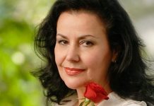 Skinula se u 71. godini, minijaturna seksi haljina nije pokrila ni mačkicu: Snežana Savić izazvala more komentara – što joj je ovo trebalo, višak kože visi na sve strane, dIake posvuda.. Skinula se u 71. godini, minijaturna seksi haljina nije pokrila ni mačkicu: Snežana Savić izazvala more komentara – što joj je ovo trebalo, višak kože visi na sve strane, dIake posvuda.. - featured image