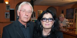 Udovica našeg legendarnog pjevača iznijela frapantne detalje: Bio je sponzoruša, i izgubljen slučaj, iza sebe ostavio m0re dugova, naguz*io nas sve Udovica našeg legendarnog pjevača iznijela frapantne detalje: Bio je sponzoruša, i izgubljen slučaj, iza sebe ostavio m0re dugova, naguz*io nas sve - featured image