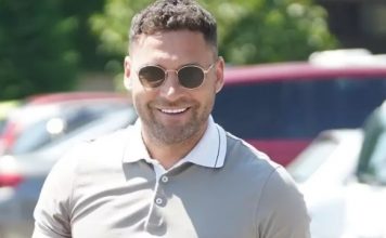 Rodio se sin, rodio se nasljednik, cijeli život ga je čekao: Tošić emotivan, za njega je sačuvao nešto dragocjeno Rodio se sin, rodio se nasljednik, cijeli život ga je čekao: Tošić emotivan, za njega je sačuvao nešto dragocjeno - featured image