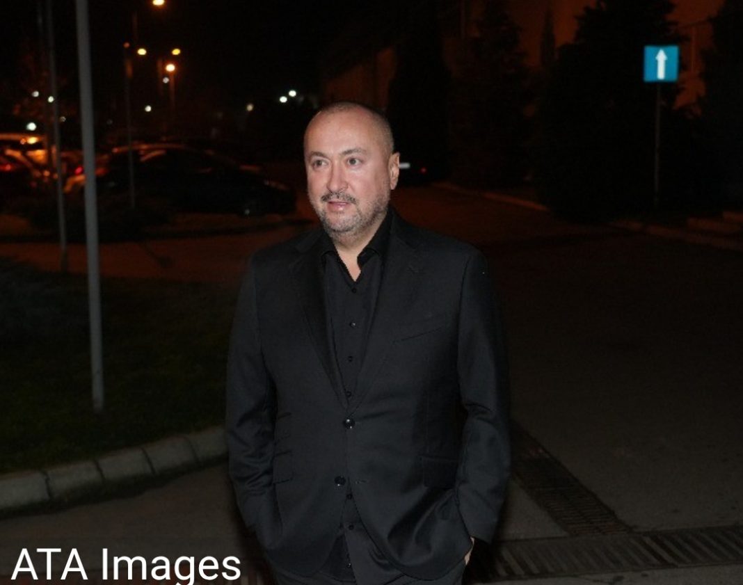 HITNO OPERISAN ĐANI, ima 20 posto šanse da se izvuče: Ugradili mu pet stentova, priključen na aparate! - featured image