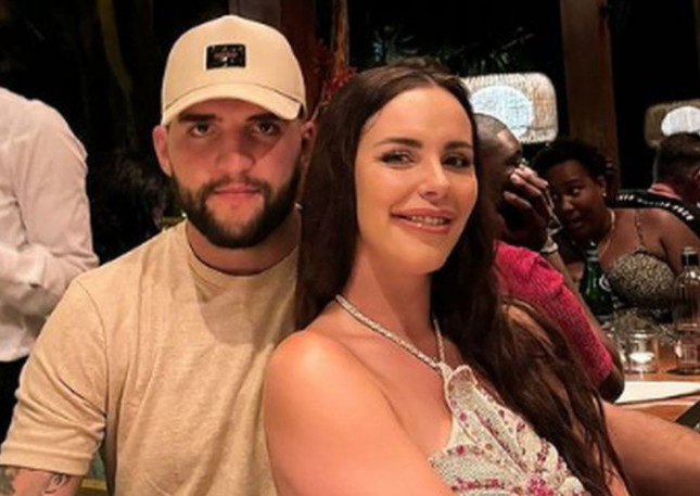 Oženjenom čovjeku to ne priliči, dno dna: Veljko Ražnatović se vratio starim navikama Oženjenom čovjeku to ne priliči, dno dna: Veljko Ražnatović se vratio starim navikama - featured image