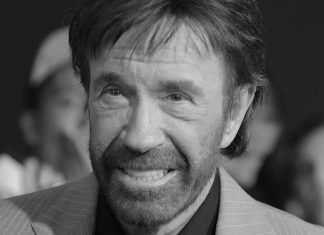 OSVANULE NAJTEŽE SLIKE nakon smrti Čaka Norisa: Djeca dala javno obećanje, svijet u suzama OSVANULE NAJTEŽE SLIKE nakon smrti Čaka Norisa: Djeca dala javno obećanje, svijet u suzama - featured image