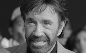 OSVANULE NAJTEŽE SLIKE nakon smrti Čaka Norisa: Djeca dala javno obećanje, svijet u suzama OSVANULE NAJTEŽE SLIKE nakon smrti Čaka Norisa: Djeca dala javno obećanje, svijet u suzama - featured image