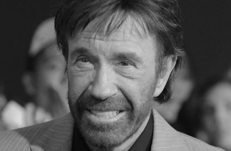 OSVANULE NAJTEŽE SLIKE nakon smrti Čaka Norisa: Djeca dala javno obećanje, svijet u suzama OSVANULE NAJTEŽE SLIKE nakon smrti Čaka Norisa: Djeca dala javno obećanje, svijet u suzama - featured image