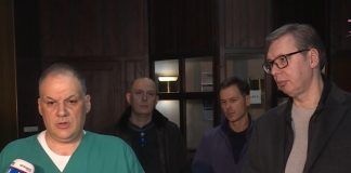 VUČIĆ POSETIO DAČIĆA U KLINIČKOM CENTRU: Predsednik se obratio javnosti, ostalo mu je još 48 sati VUČIĆ POSETIO DAČIĆA U KLINIČKOM CENTRU: Predsednik se obratio javnosti, ostalo mu je još 48 sati - featured image