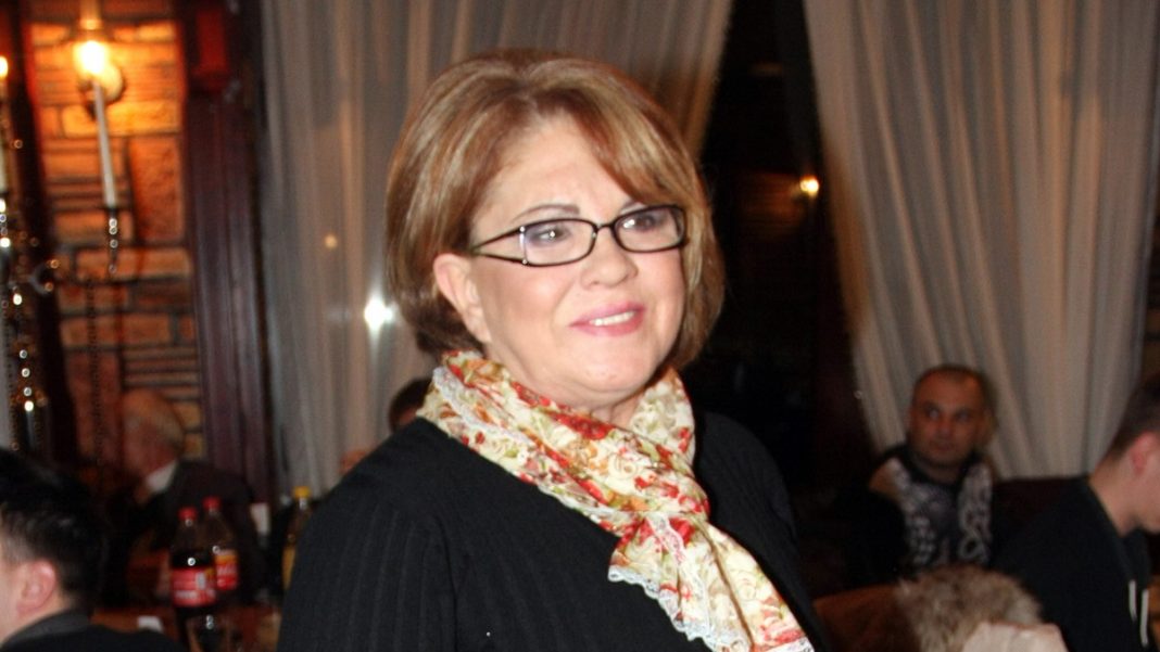 Nekad bila kraljica narodne muzike, svi je voljeli: Evo šta joj se desilo, prava tragedija - featured image