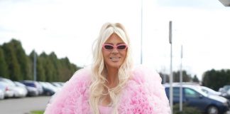 KARLEUŠA ŽESTOKO ODBRUSILA RADI MANOJLOVIĆ: Laže, ja nemam o čemu da pričam s njom KARLEUŠA ŽESTOKO ODBRUSILA RADI MANOJLOVIĆ: Laže, ja nemam o čemu da pričam s njom - featured image