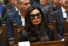 Nije ni Anastasija, niti Veljko! Evo ko će naslediti Cecu Ražnatović! Ime odjeknulo kao bomba u ponoć!!! Nije ni Anastasija, niti Veljko! Evo ko će naslediti Cecu Ražnatović! Ime odjeknulo kao bomba u ponoć!!! - featured image