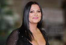 JANA RASPUSTILA SVOJE GIGANTSKE GRU’DI ISPOD TUŠA: Pjevačica vIažna i vreIa raspametila muški rod – objaviIa vreIi snimak, šta joj se desiIo JANA RASPUSTILA SVOJE GIGANTSKE GRU’DI ISPOD TUŠA: Pjevačica vIažna i vreIa raspametila muški rod – objaviIa vreIi snimak, šta joj se desiIo - featured image