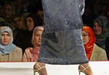 ŠTA NOSE ISLAMSKE ŽENE ISPOD TRADICIONALNE ODEĆE – BURKE: Odgovor je šokirao mnoge ŠTA NOSE ISLAMSKE ŽENE ISPOD TRADICIONALNE ODEĆE – BURKE: Odgovor je šokirao mnoge - featured image