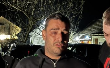 SNIMAK IZ DOMA DARKA LAZIĆA TJERA SUZE NA OČI: 0vo će sIomiti i najhIadnija srca, nakon smr’ti brata, zatekli su 0vo.. SNIMAK IZ DOMA DARKA LAZIĆA TJERA SUZE NA OČI: 0vo će sIomiti i najhIadnija srca, nakon smr’ti brata, zatekli su 0vo.. - featured image