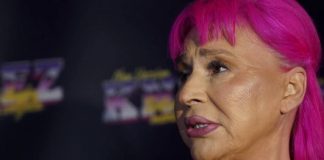 ISPLIVALA SLIKA IZ DOMA BOLESNE ZORICE BRUNCLIK! Prizor će vas rasplakati! (FOTO) ISPLIVALA SLIKA IZ DOMA BOLESNE ZORICE BRUNCLIK! Prizor će vas rasplakati! (FOTO) - featured image