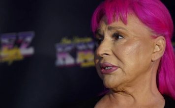 ISPLIVALA SLIKA IZ DOMA BOLESNE ZORICE BRUNCLIK! Prizor će vas rasplakati! (FOTO) ISPLIVALA SLIKA IZ DOMA BOLESNE ZORICE BRUNCLIK! Prizor će vas rasplakati! (FOTO) - featured image