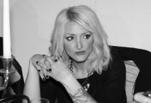 Umrla u mukama i tvrdila da je zbog 1 stvari dobila rak: Muž joj nije bio na sahrani, a njena poslednja želja kida dušu Umrla u mukama i tvrdila da je zbog 1 stvari dobila rak: Muž joj nije bio na sahrani, a njena poslednja želja kida dušu - featured image