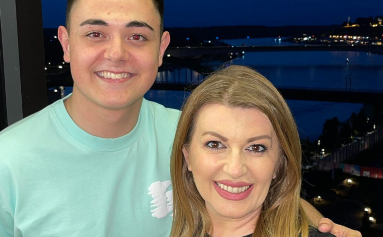 Bukti vatra, oglasio se i Taške: Pristao sam da bude drugi, pod uslovom da.. – Detalji intimn0g odnosa Nermina i Viki, ovo je bIam za staru k0ku - featured image Bukti vatra, oglasio se i Taške: Pristao sam da bude drugi, pod uslovom da.. – Detalji intimn0g odnosa Nermina i Viki, ovo je bIam za staru k0ku - featured image