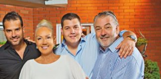 Kućna pomoćnica Živojinovića se povjerila prijateljima, iznijela prljav veš: Svi kažu Brena zvijezda, a ona se ovako ponaša Kućna pomoćnica Živojinovića se povjerila prijateljima, iznijela prljav veš: Svi kažu Brena zvijezda, a ona se ovako ponaša - featured image