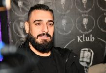 “ZNAO SAM DA ME VARA, CIJELI GRAD ME ISMIJAVAO” Darka Lazića treća žena došla glave, sve je on varao, samo ona njega: “Pozvao sam ga i pitao da li je sa mojom ženom” “ZNAO SAM DA ME VARA, CIJELI GRAD ME ISMIJAVAO” Darka Lazića treća žena došla glave, sve je on varao, samo ona njega: “Pozvao sam ga i pitao da li je sa mojom ženom” - featured image