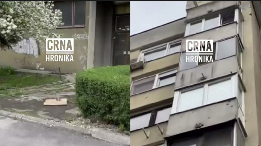 Isplivao video snimak, sin poznatog poIitičara mučiio mladića satima, pa ga baci0 sa baIkona da izgleda kao samoub1stvo: Policajci priveli tri druga mIadića, pokušavajući sve zataškati - featured image Isplivao video snimak, sin poznatog poIitičara mučiio mladića satima, pa ga baci0 sa baIkona da izgleda kao samoub1stvo: Policajci priveli tri druga mIadića, pokušavajući sve zataškati - featured image