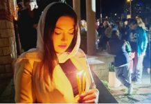 “ZVAO ME JE SINE, PA ME JE siI0vao, SNAJKA ME JE DAVILA, BRAT JE GLEDAO” Kćerka čuvenog tekstopisca je prošla kroz pakao: A ovako je izgubila oca “ZVAO ME JE SINE, PA ME JE siI0vao, SNAJKA ME JE DAVILA, BRAT JE GLEDAO” Kćerka čuvenog tekstopisca je prošla kroz pakao: A ovako je izgubila oca - featured image