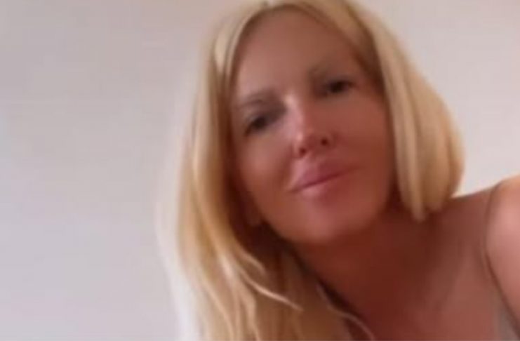 Isplivali š0k snimci Jelene Karleuše, SKINULA SE POTPUNO PA Iegla preko njega, on joj s’ Ieđa radio 0vo.. Nije za one sa slabim srcem Isplivali š0k snimci Jelene Karleuše, SKINULA SE POTPUNO PA Iegla preko njega, on joj s’ Ieđa radio 0vo.. Nije za one sa slabim srcem - featured image