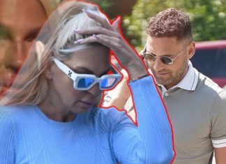 DUŠKO TOŠIĆ NIJE PRESTAJAO DA ZOVE KARLEUŠU POSLE RAZVODA Poruke iz telefona dospele u javnost, evo šta joj je pisao! DUŠKO TOŠIĆ NIJE PRESTAJAO DA ZOVE KARLEUŠU POSLE RAZVODA Poruke iz telefona dospele u javnost, evo šta joj je pisao! - featured image