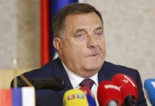 HLADAN TUŠ ZA DODIKA! Jedna objava izazvala lavinu BRUTALNIH reakcija! HLADAN TUŠ ZA DODIKA! Jedna objava izazvala lavinu BRUTALNIH reakcija! - featured image