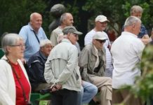 Važno za 67.000 penzionera, neki bi mogli da ostanu bez penzije: Moraju da podnesu važan dokument do 30.04. Važno za 67.000 penzionera, neki bi mogli da ostanu bez penzije: Moraju da podnesu važan dokument do 30.04. - featured image