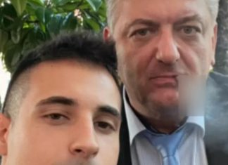 TONI OTVORIO VRATA LUKSUZNOG DOMA: Iselio se iz dvorca poslije razvoda od Dragane, pa ovdje sagradio raj, a društvo mu pravi naša popularna pjevačica pripremite se za šok TONI OTVORIO VRATA LUKSUZNOG DOMA: Iselio se iz dvorca poslije razvoda od Dragane, pa ovdje sagradio raj, a društvo mu pravi naša popularna pjevačica pripremite se za šok - featured image