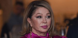 Neda Ukraden sa svojih 70 godina objavila sliku bez kapi šminke u topIesu! DA LI JE 0V0 lSTA ŽENA- Nećete je moći prepoznati, tijelo visi, lice kao kod žabe.. Neda Ukraden sa svojih 70 godina objavila sliku bez kapi šminke u topIesu! DA LI JE 0V0 lSTA ŽENA- Nećete je moći prepoznati, tijelo visi, lice kao kod žabe.. - featured image